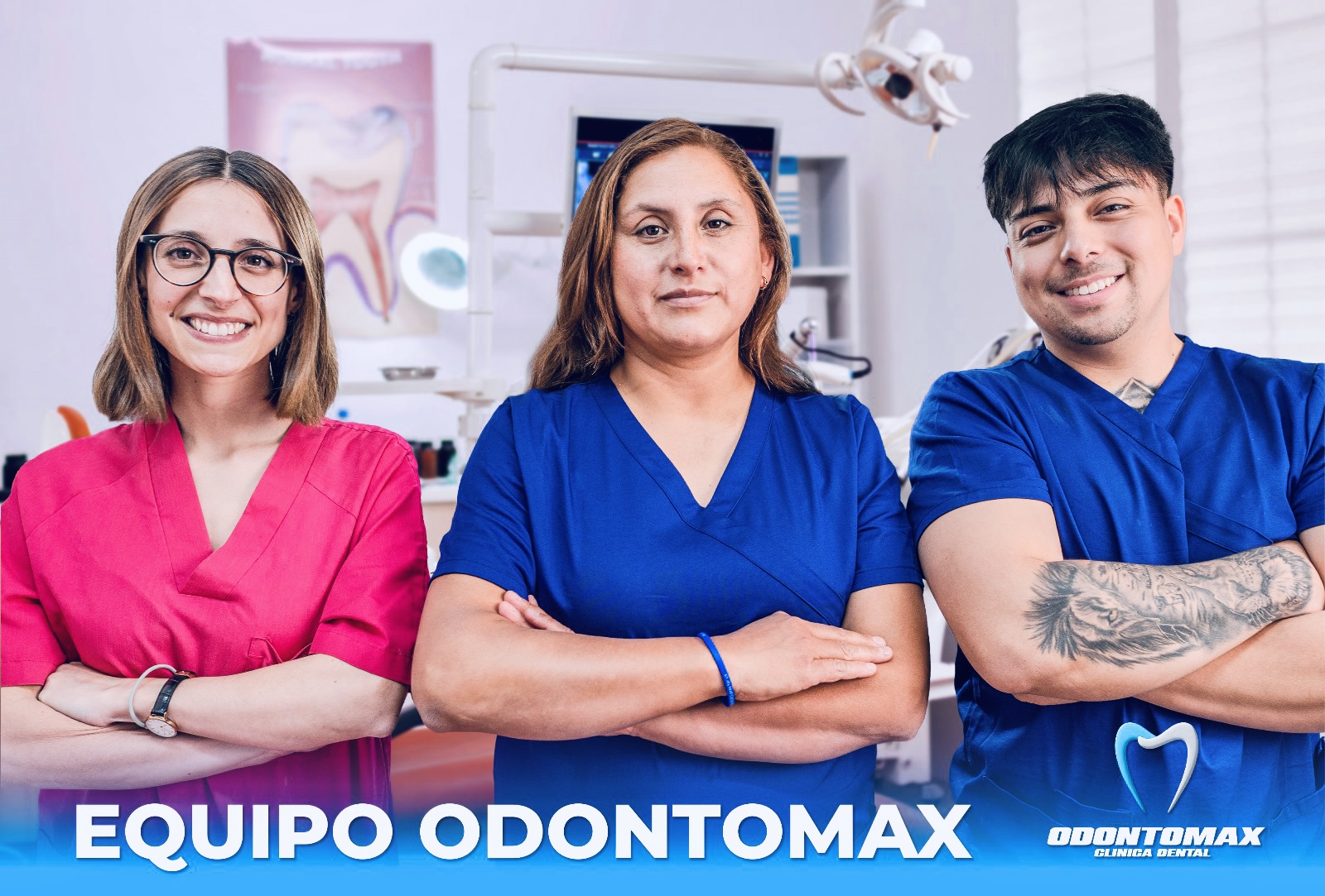 Equipo médico completo de Dental Carismas2, odontólogos y asistentes comprometidos con la salud dental de sus pacientes